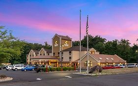 Comfort Inn & Suites Lavale - Cumberland